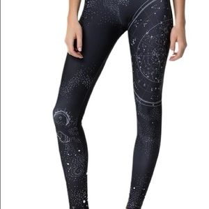 Onzie astrology yoga pants lightly worn